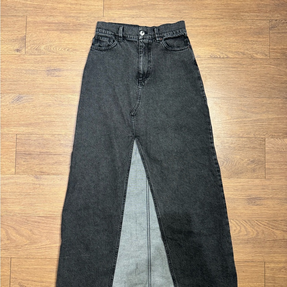 ALOHAS Black Denim Maxi Skirt